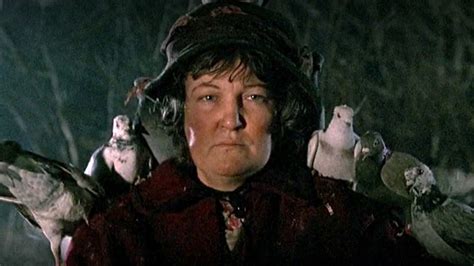 'Mi pobre angelito 2': Actriz detrás de la Mujer de las palomas pasará solitaria Navidad en la ...