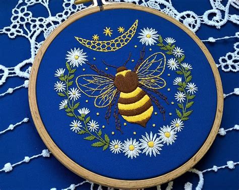 15+ modern bee embroidery pattern options - Swoodson Says