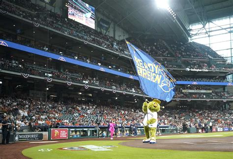 Houston Astros: An opening day spectacle for fans young and old