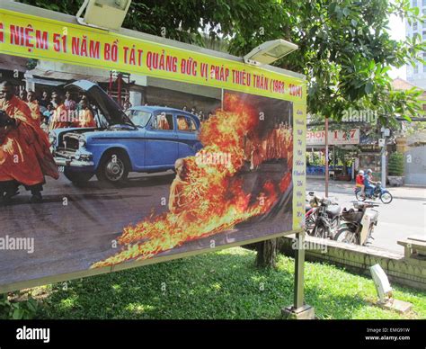 Burning monk 1963 hi-res stock photography and images - Alamy