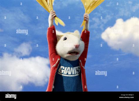 STUART LITTLE 2 -2002 Stock Photo - Alamy