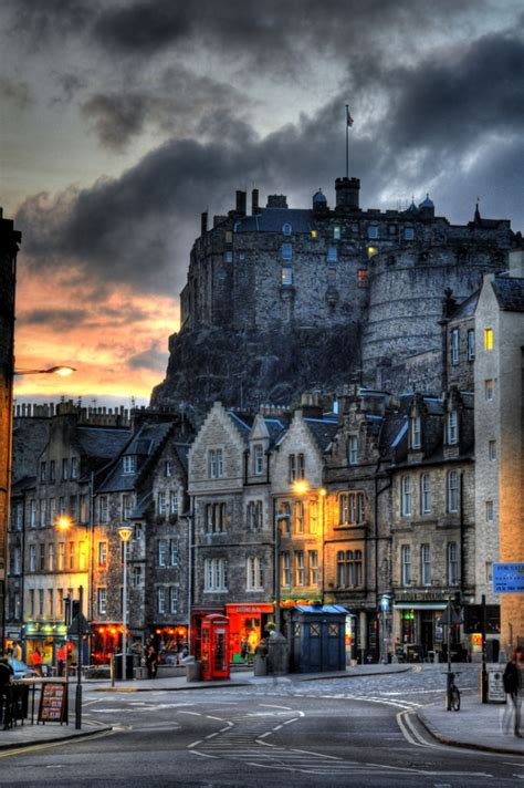 Edinburgh Castle, Scotland at sunset - FaveThing.com