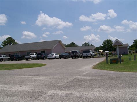 Parking lot with rvs at gulf breeze rv resort