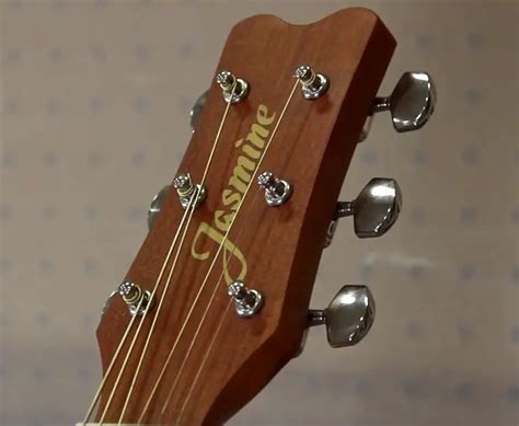 Jasmine S-35 Acoustic Guitar Natural Review | Guitarscamp