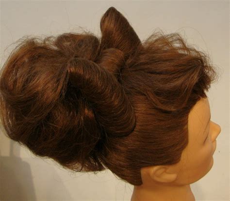 Bow hairstyle