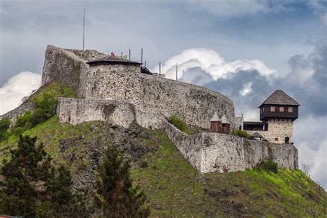 Doboj Fortress by Sasa Janjusic / 500px