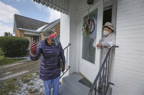 How to help and get help in Texas as the winter storm causes power outages