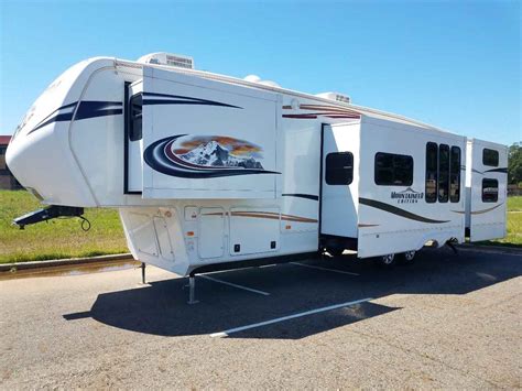 2013 Used Keystone MONTANA MOUNTAINEER 345DBQ Fifth Wheel in Louisiana ...