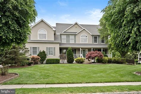 Robbinsville, NJ Real Estate - Robbinsville Homes for Sale | realtor.com®