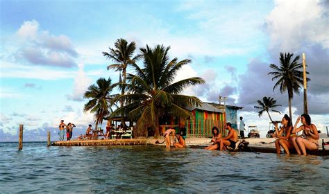 Caye Caulker Belize • Cahal Pech Village Resort