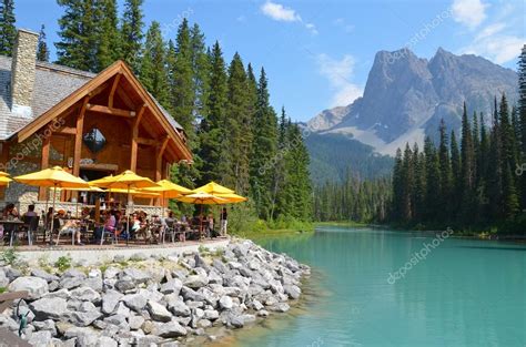 EMERALD LAKE, ALBERTA – Stock Editorial Photo © lmel900 #62934965