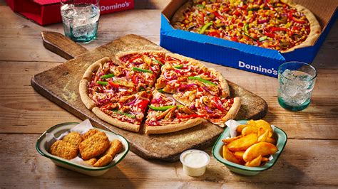 Domino's launches vegan 'chicken' nuggets and pizza | Vegan Insight