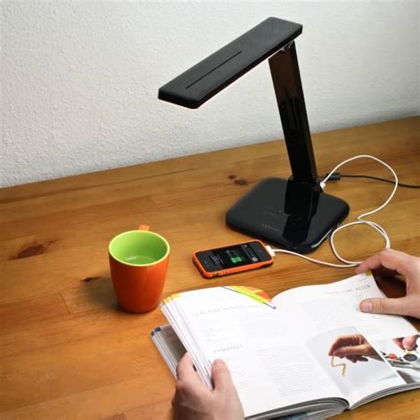 Satechi Smart LED Table Lamp | Gadgetsin