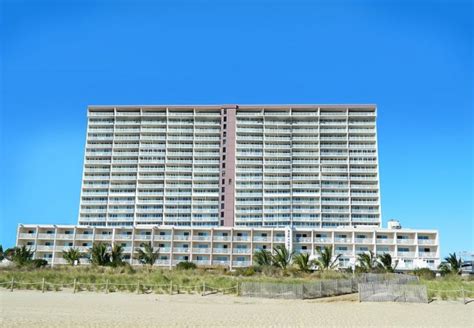 Carousel Resort Hotel and Condominiums in Ocean City, Maryland ...