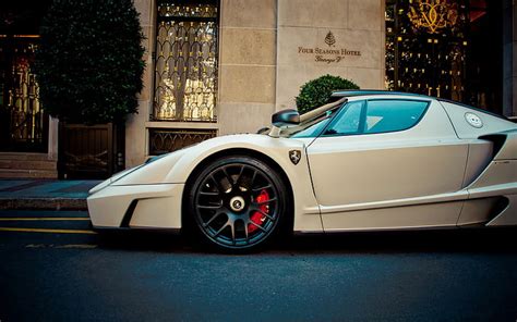 White Ferrari Enzo Wallpaper