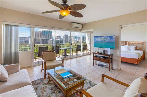 Waikiki Shore by OUTRIGGER | Hawaii Vacation Condos