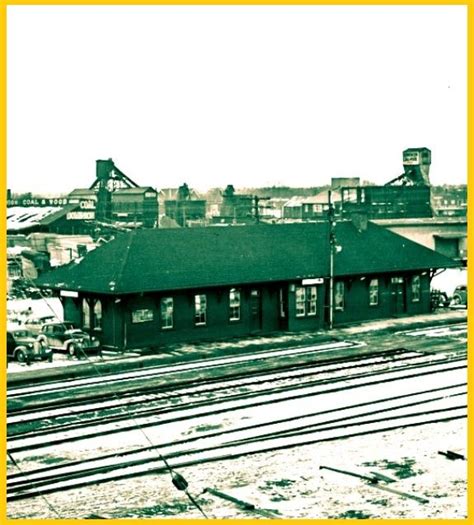 YORK, Ontario - Grand Trunk-Canadian National Railway station - photo 1953 TPL_edited | Canadian ...