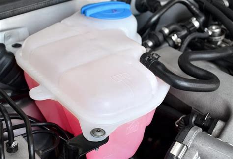 Coolant reservoir tank level - benGros