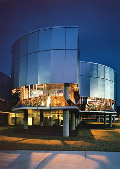 The Corning Museum of Glass: An Insider's Adventure - Smithsonian Associates