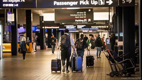 Passenger traffic at Pittsburgh International Airport continues to rise - Pittsburgh Business Times