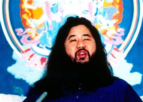 Aum Shinrikyo: Images from the 1995 Tokyo Sarin attack - BBC News