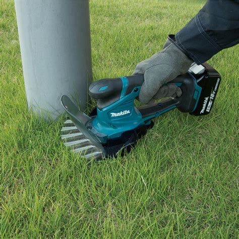 MAKITA DUM604Z – CORDLESS GRASS SHEAR – Ngee Hin Machinery