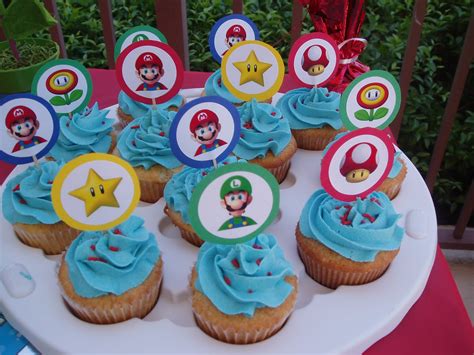 Bizcochitoz d'Rosa: Mario Bros. Cupcakes - Matthew's 7th Birthday Party