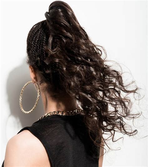 21 Curly Ponytail Hairstyles That Every Woman Should Try