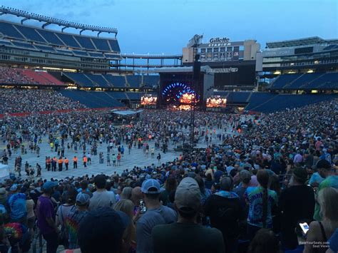 Section 138 at Gillette Stadium for Concerts - RateYourSeats.com