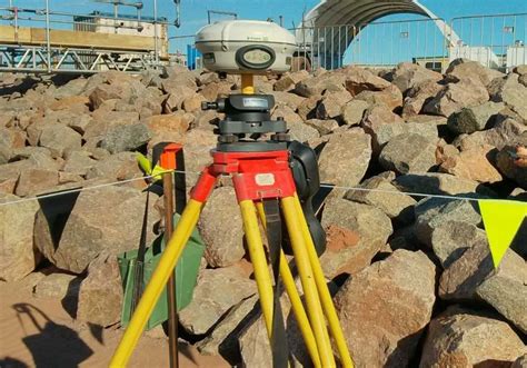 Surveyors Tripod (A Guide To) | Surveyor Insider