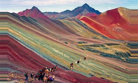 Peru Tours: Vinicunca Rainbow Mountain Full-Day Tour