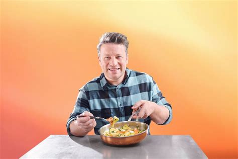 Cooking with Jamie Oliver is cheap, easy — and requires only one pan ...