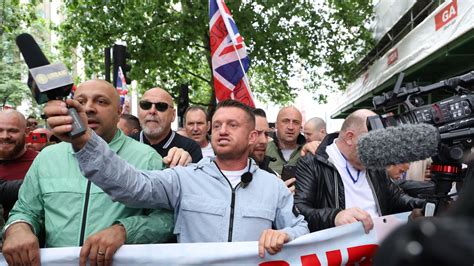 Thousands attend central London protest organised by Tommy Robinson ...