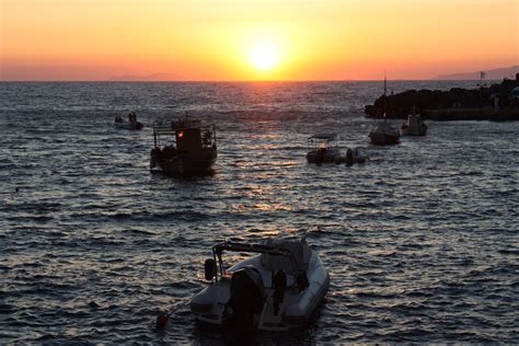 Boats on sea during sunset, santorini, oia HD wallpaper | Wallpaper Flare