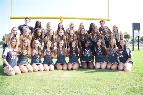 Introducing the 2021-22 Navarre cheerleaders | Navarre Press