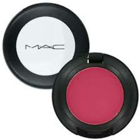 Mac Eye Shadow, Beauty & Personal Care, Face, Makeup on Carousell