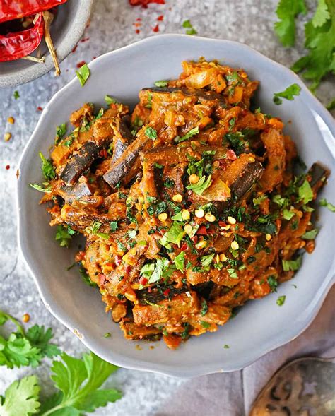 Easy Pan Fried Eggplant Curry Recipe - Savory Spin