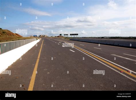 Tarred Road Stock Photos & Tarred Road Stock Images - Alamy