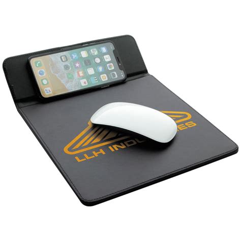 BIC Black Wireless Charging Mouse Pad