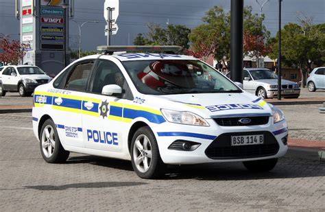 What does it take to be a police officer in Cape Town?