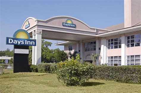 Days Inn by Wyndham Gainesville University - 18 Photos - Hotels - 1901 SW 13th St, Gainesville ...