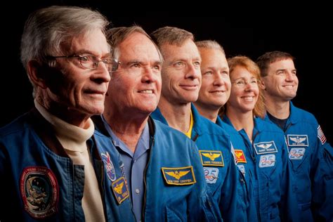 First & Last Space Shuttle Crews Meet for 'Bookend' Photos | Space