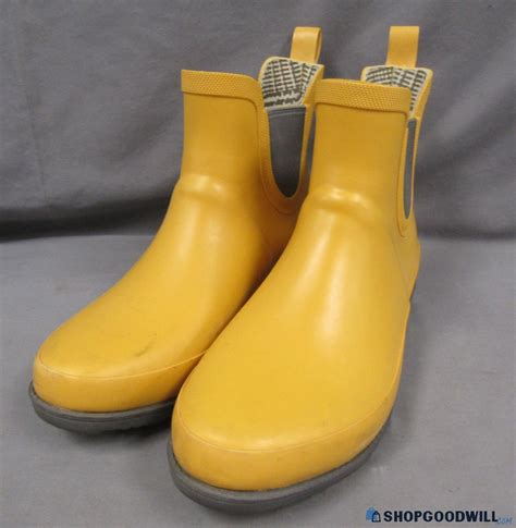 Womens L.L. Bean Yellow Boots, Size 10 - shopgoodwill.com