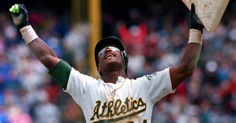 Rickey Henderson joins exclusive stolen base club | Baseball Hall of Fame