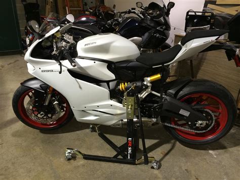 Paddock stands - Ducati 899 Panigale Forum