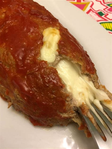 Easy Cheese Stuffed Meatloaf Recipe With Gooey Melted Cheese Inside ...
