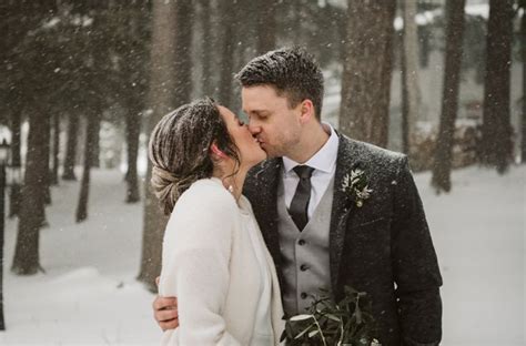 Actress Emma Gibbs's Magical Winter Wedding At Sherwood Inn In Muskoka ...