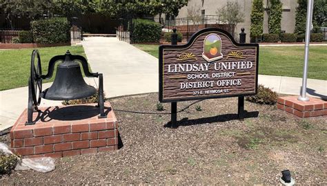 Schools Out: Lessons Learned From Lindsay Unified School District ...