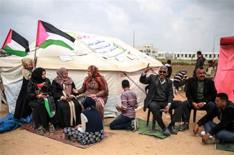 Gaza: Refugees call for right of return in mass protests | Conflict | Al Jazeera