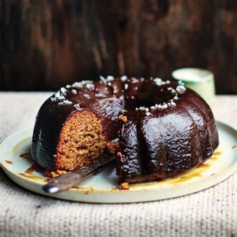 Jamie Oliver's sticky toffee pudding - Chatelaine